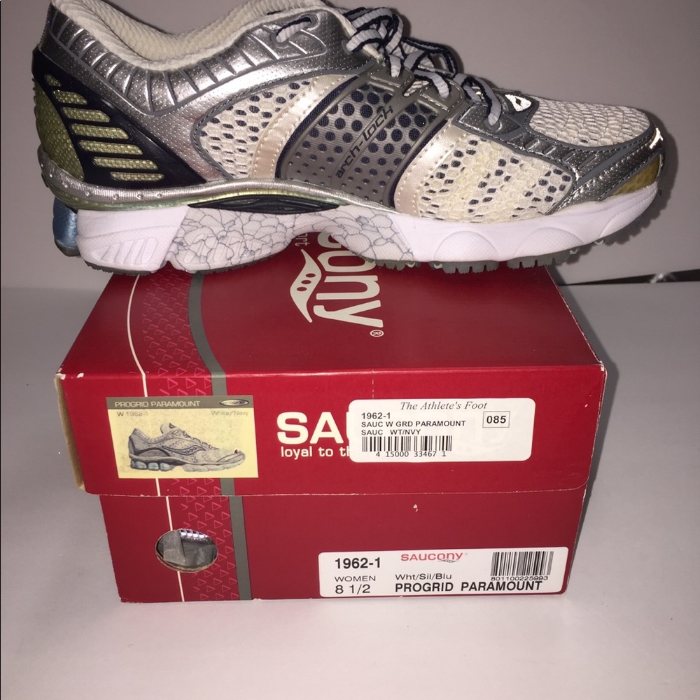 🤾‍♀️BRAND NEW Saucony Sneakers - Picture 6 of 6